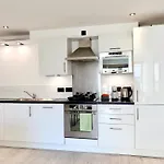 Comfortable & Spacious Centre 2 Bed With Lift And Well Equipped * York
