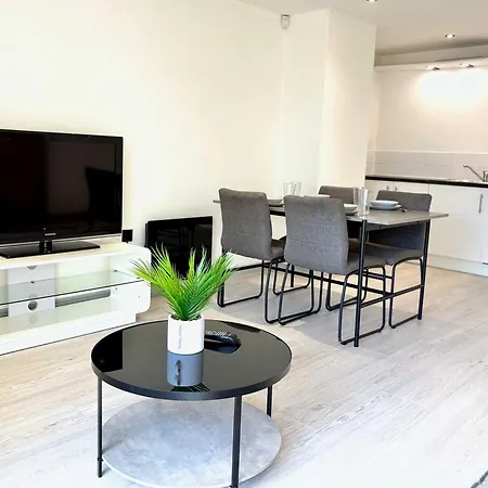 Comfortable & Spacious Centre 2 Bed With Lift And Well Equipped * York
